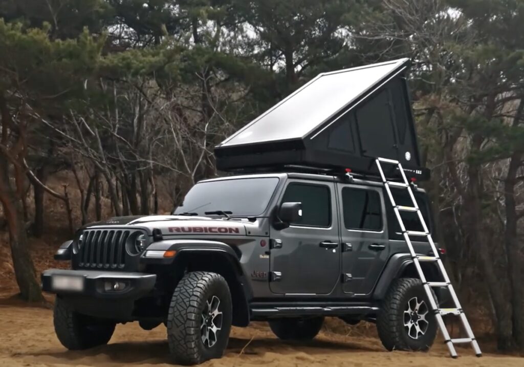 Dark Barracks Daktent Jeep Wrangler